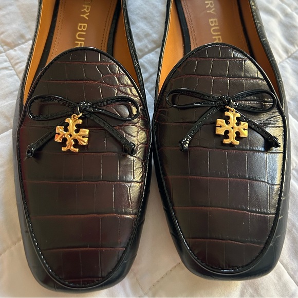 Tory Burch Dark Brown Croc-Embossed Loafers 8.5 - Picture 4 of 7